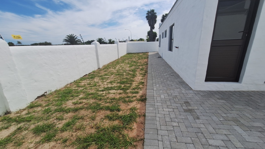 2 Bedroom Property for Sale in Laaiplek Western Cape